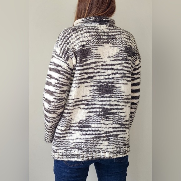 Urban Outfitters Ecote Grey White Gradient Print Mock Neck Wool Blend Sweater L - Picture 3 of 10
